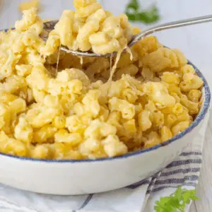 mac and cheese with egg