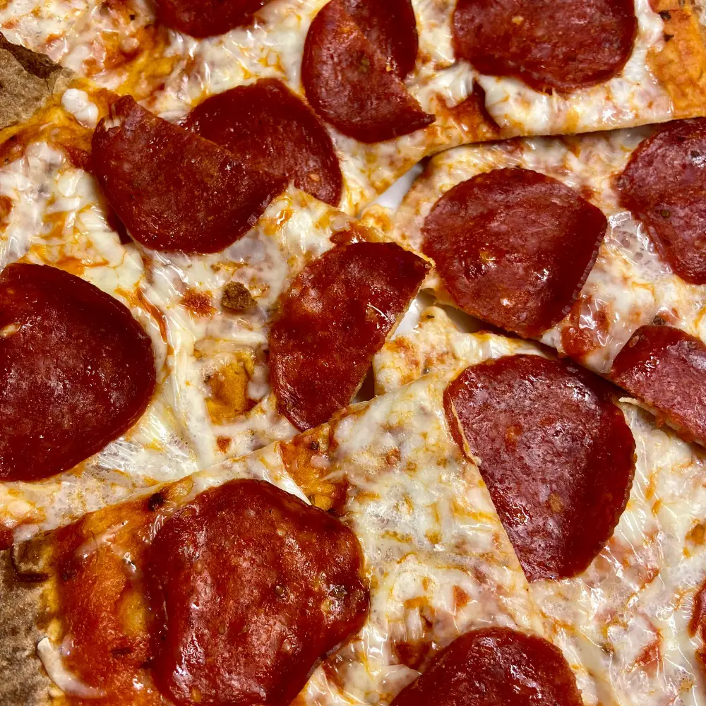 ww low point pepperoni pizza