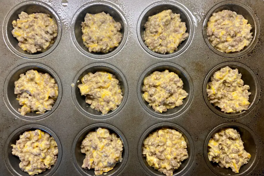 breakfast cupcakes with sausage